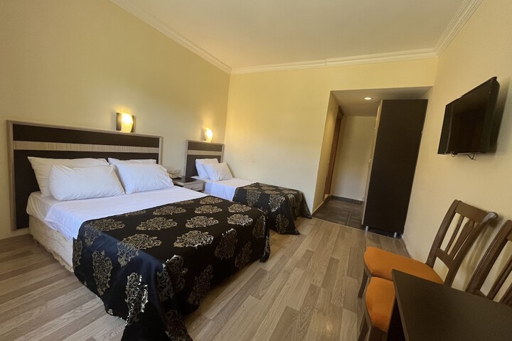 Room 14 of 35