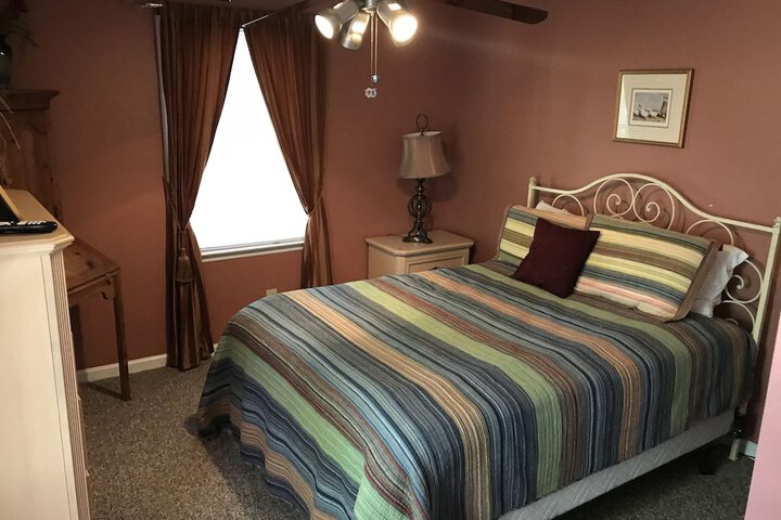 Room 63 of 400