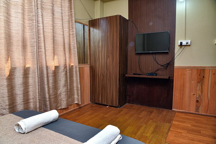 Room 22 of 34