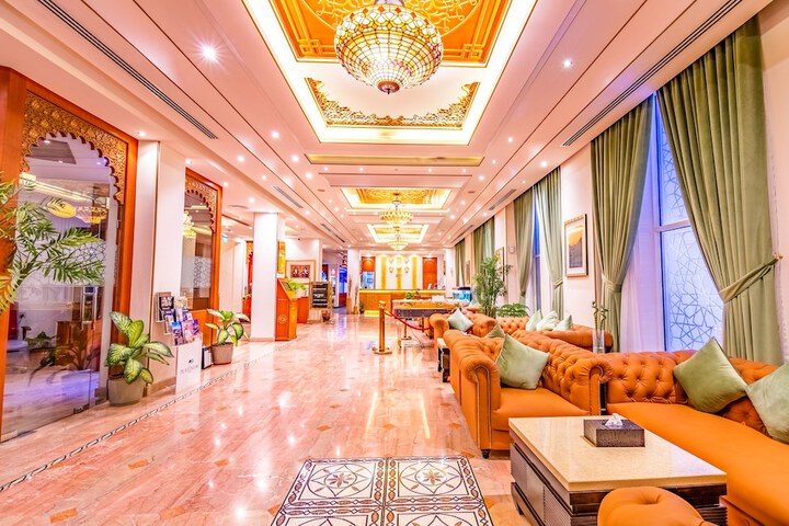 Guest Lobby