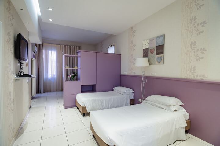 Room 48 of 116