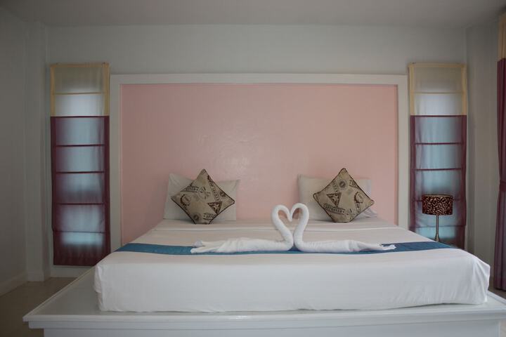 Room 10 of 52