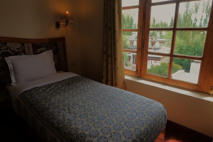 Room 7 of 27