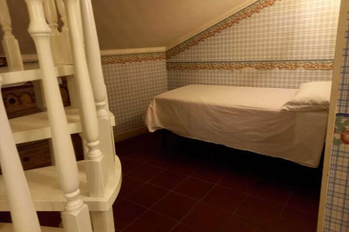 Room 20 of 65