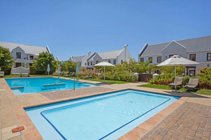 Winelands Golf Lodges 8