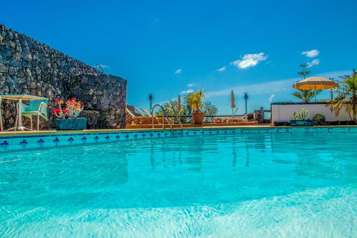 Pool 48 of 66
