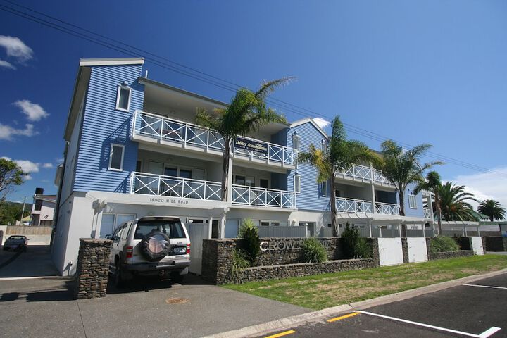 Hotel 2 of 139