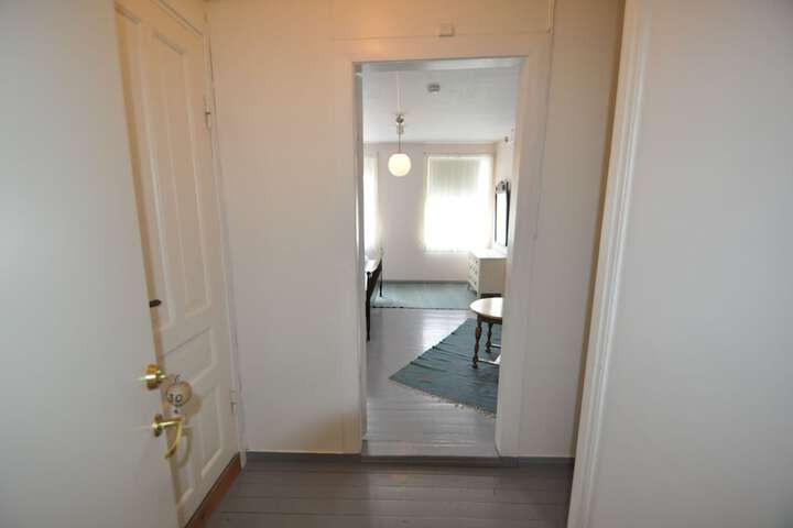Room 11 of 53