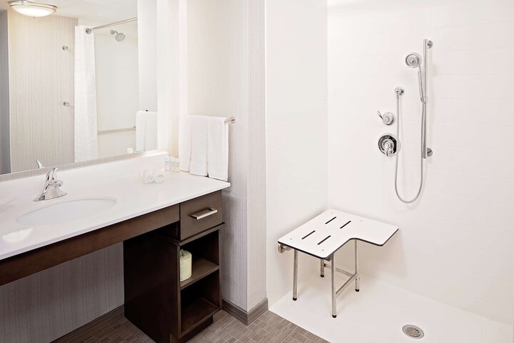 Bathroom shower