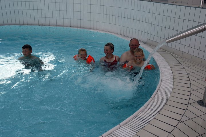 Pool 21 of 62
