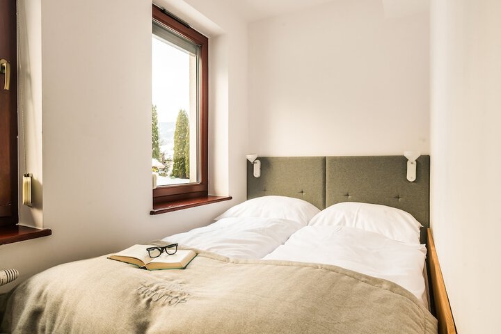 Room 10 of 53