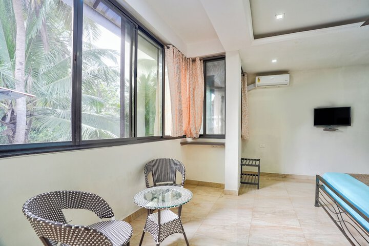 Room 3 of 28