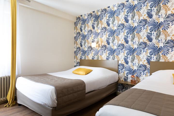 Room 45 of 114