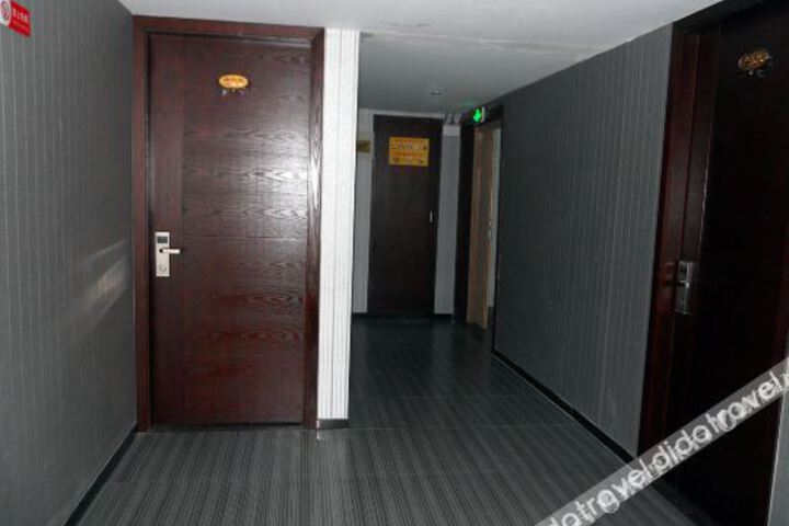 Hotel Interior 11 of 22