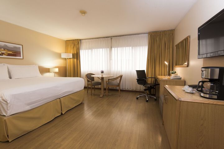 Room 48 of 125
