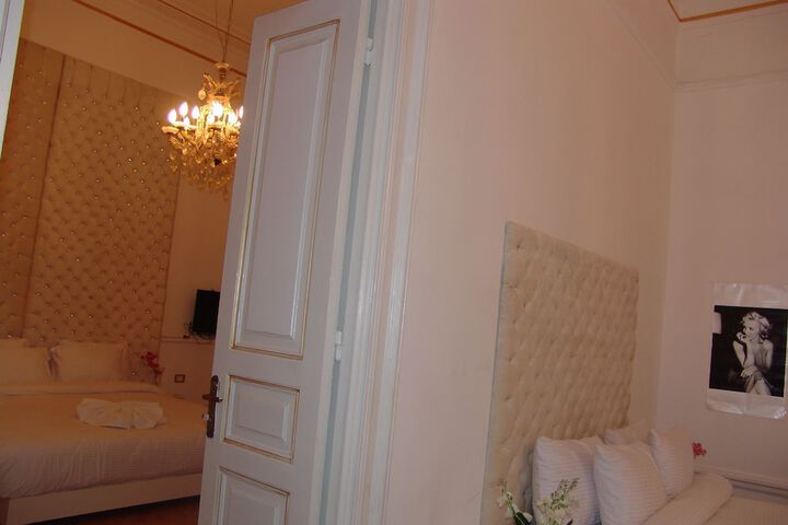Room 20 of 25