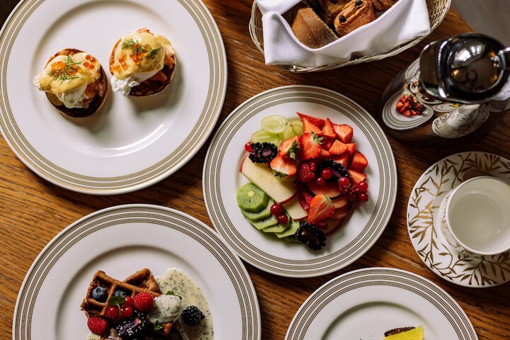 Breakfast/Coffee Service 145 of 200
