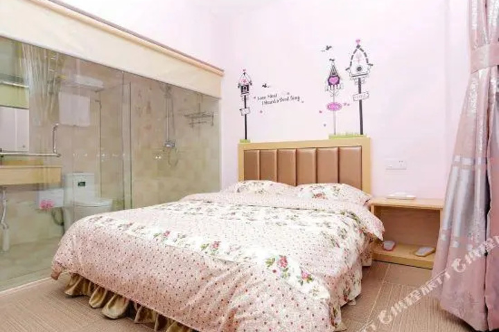 Room 2 of 2