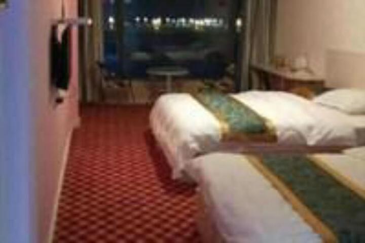 Room 43 of 55