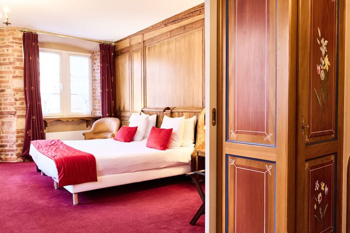 Room 58 of 107