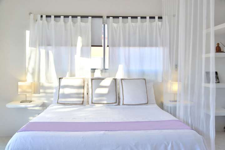 Room 30 of 209