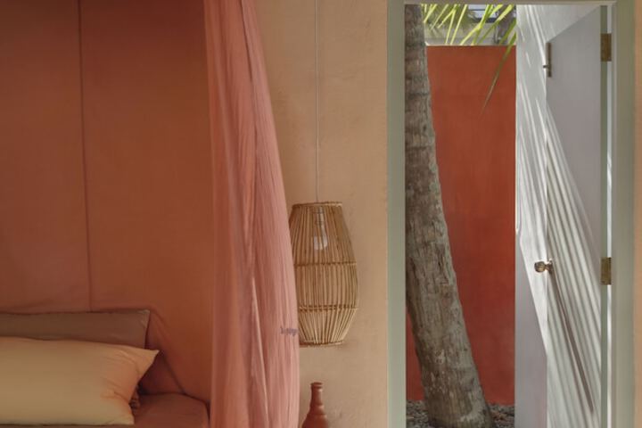 Room 9 of 47