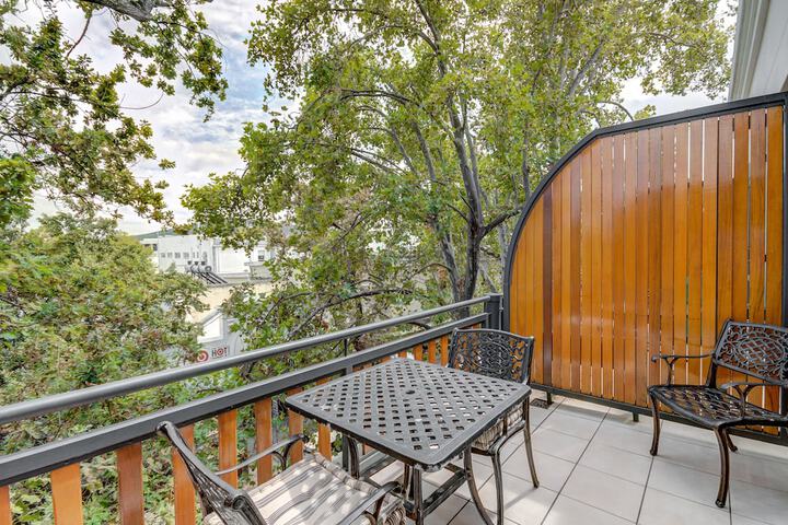 Terrace/Patio 16 of 22