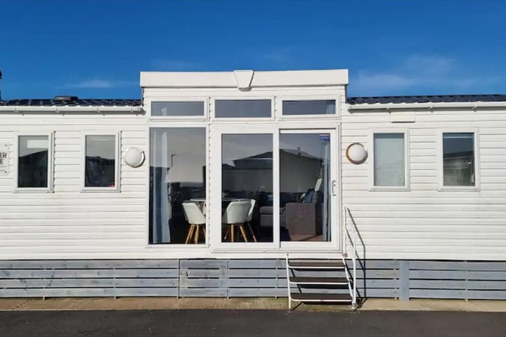Seaside Holiday Park 4-bed Caravan in Heysham in Morecambe