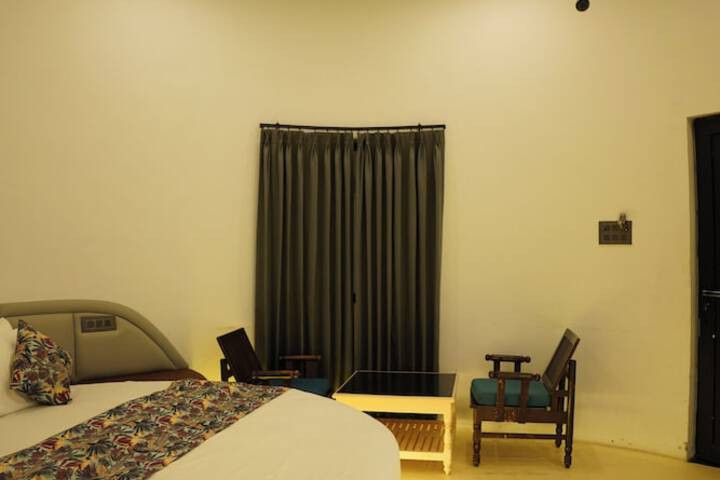 Room 18 of 95
