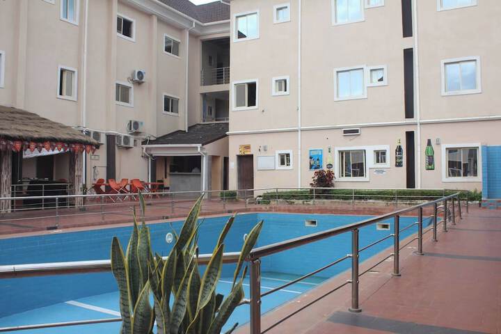Pool 23 of 27