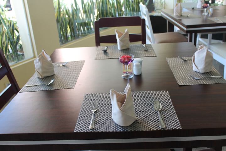 Breakfast area