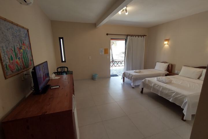 Room 9 of 113