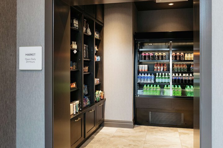 Snack bar