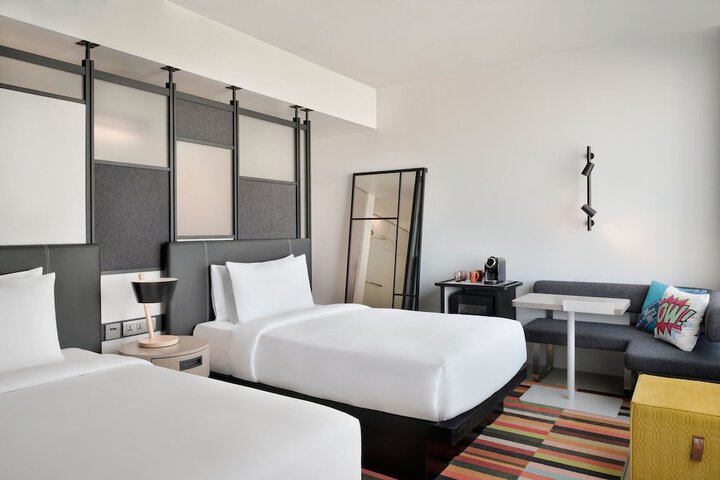 Room 8 of 50