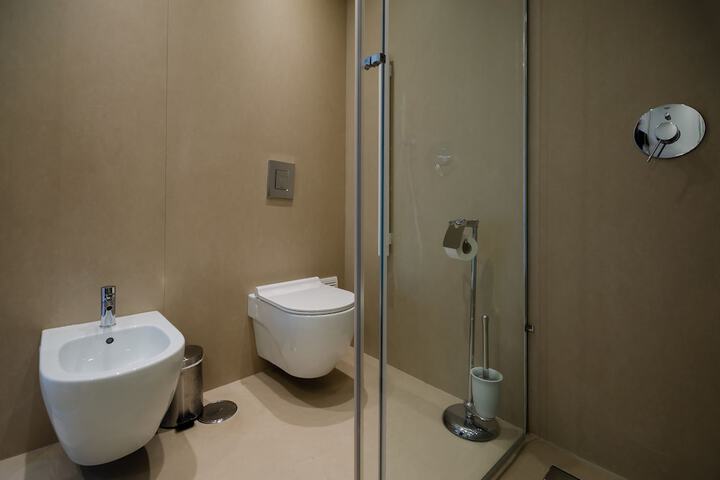 Room 47 of 139