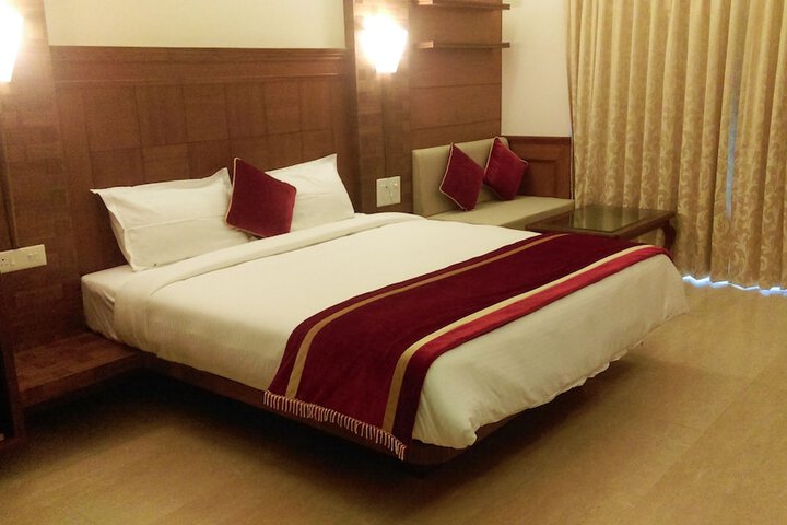 Room 10 of 25