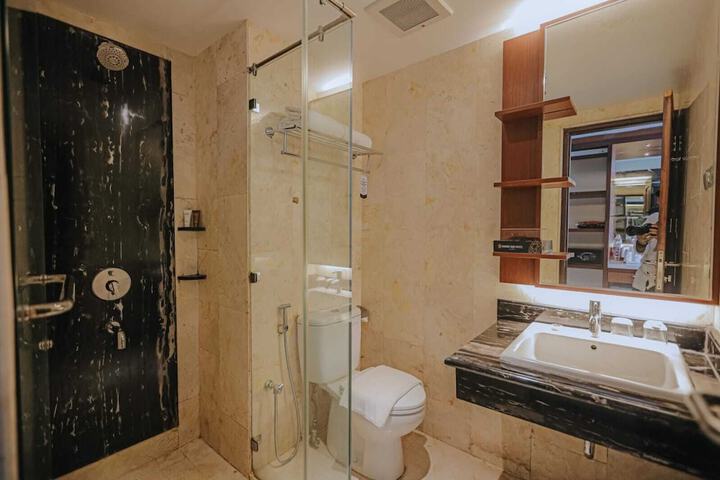 Clean Restrooms