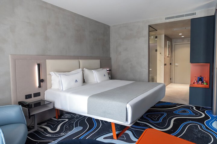 Room 20 of 67