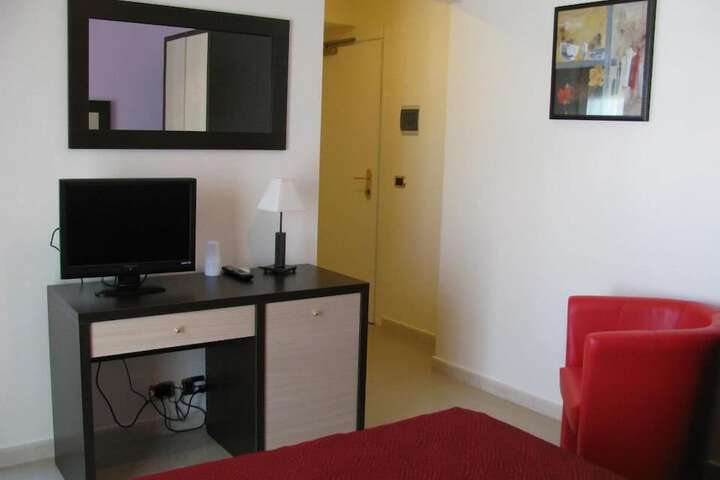 Room 7 of 22