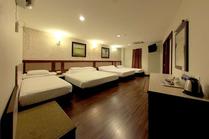 Room 18 of 53