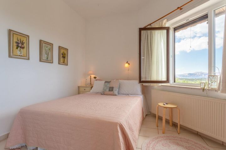 Room 19 of 44