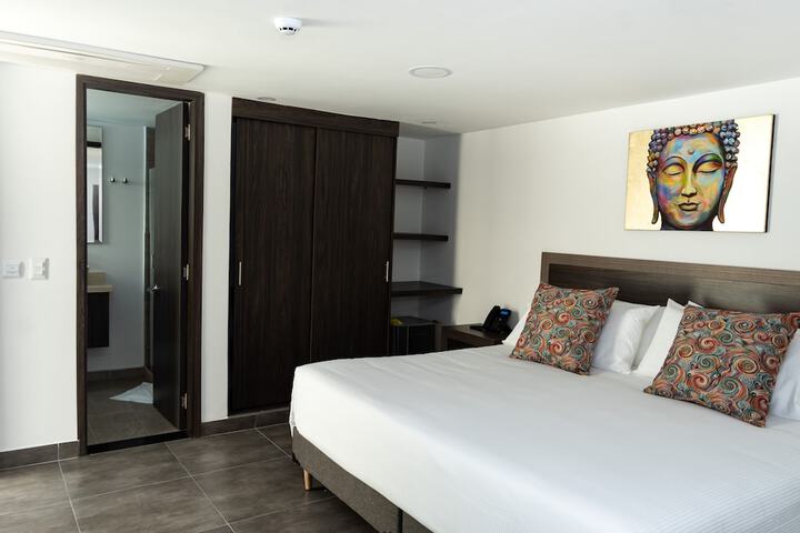Room 5 of 35