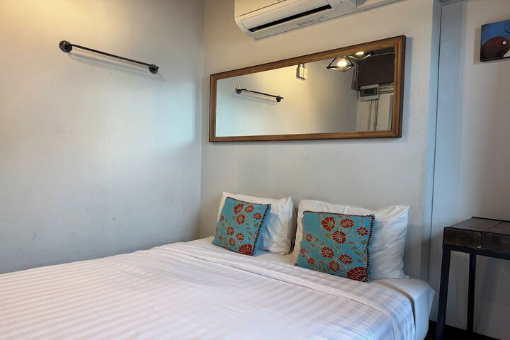 Room 28 of 72