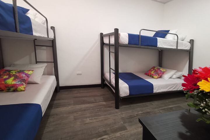 Room 3 of 20