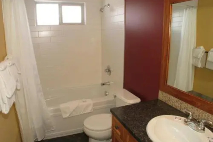 Room 9 of 23