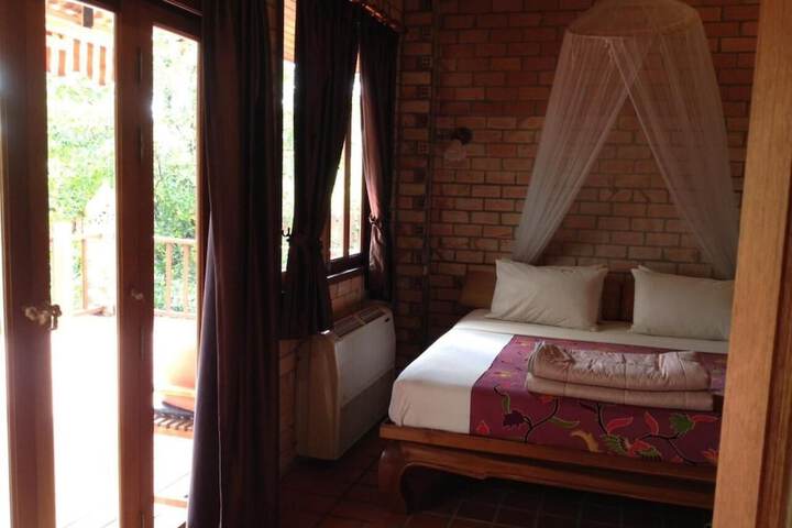 Room 20 of 64