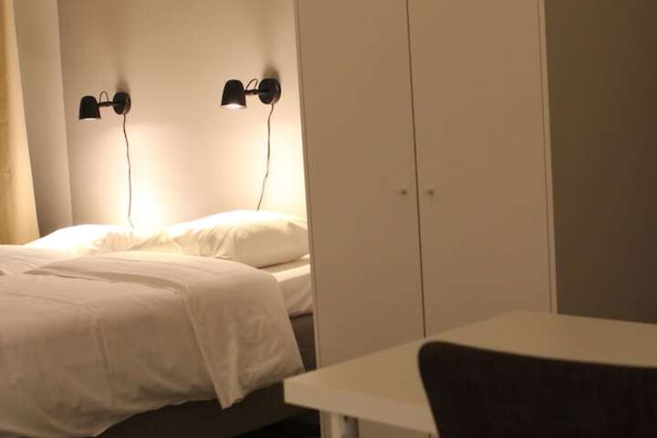 Room 14 of 82