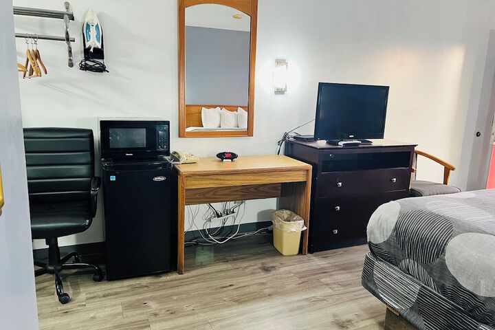 Room 12 of 54