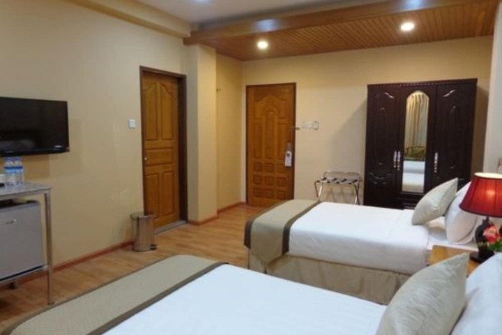 Room 15 of 54