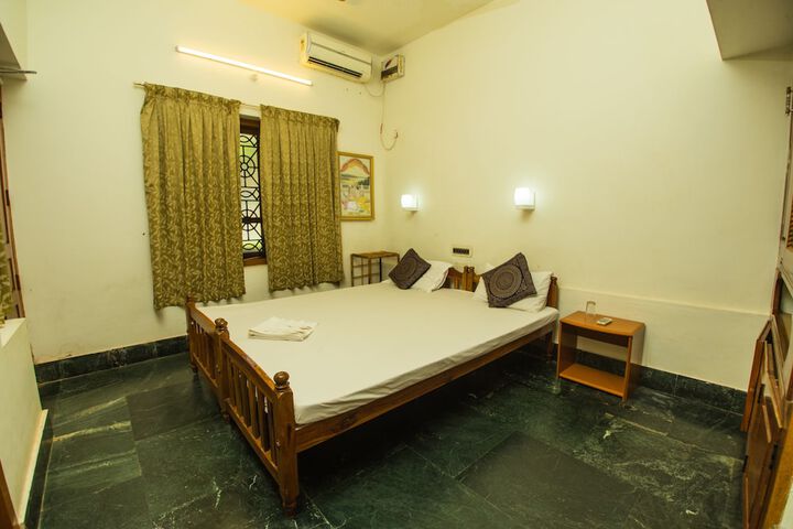 Room 16 of 59